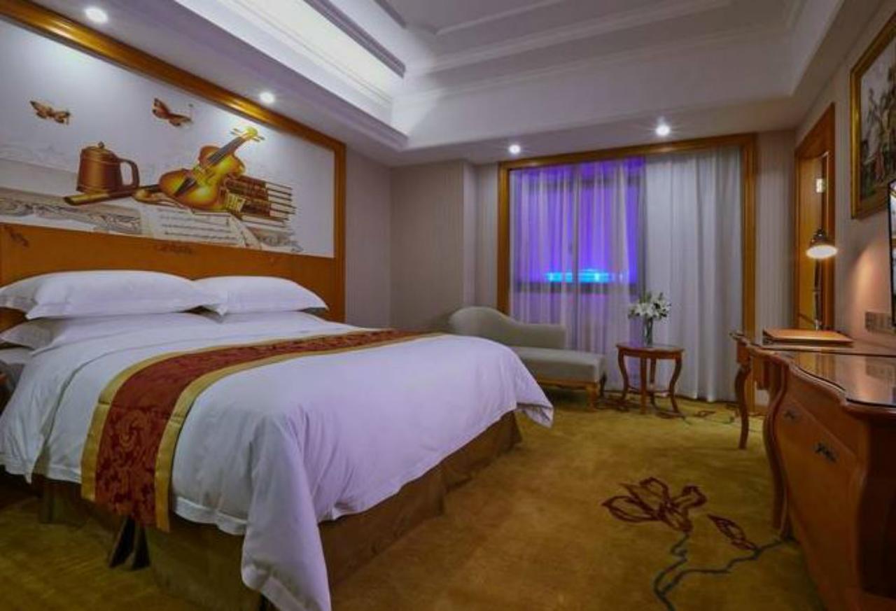 Venus International Hotel Shanghai South Shenjiang Road Exterior photo