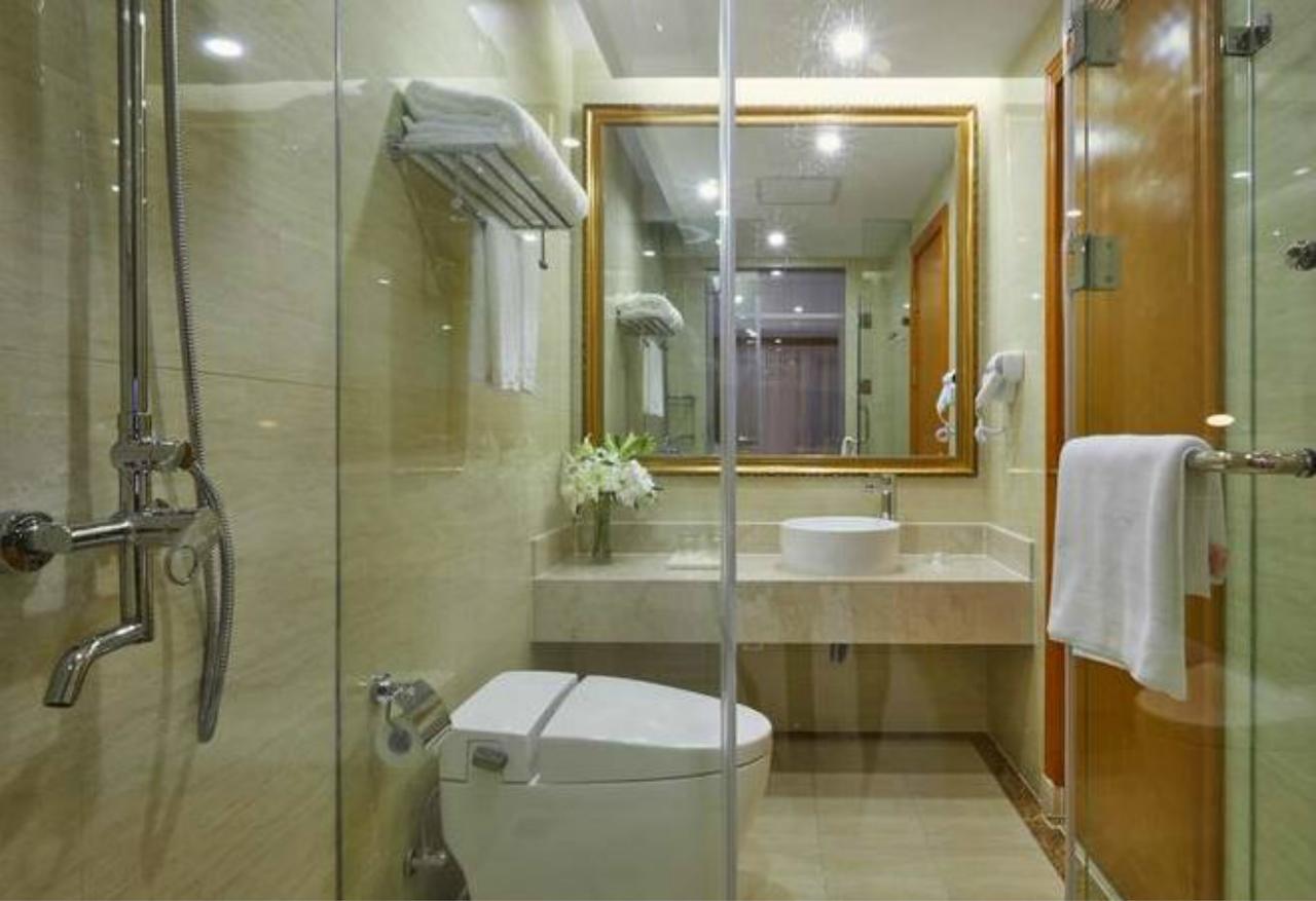 Venus International Hotel Shanghai South Shenjiang Road Exterior photo